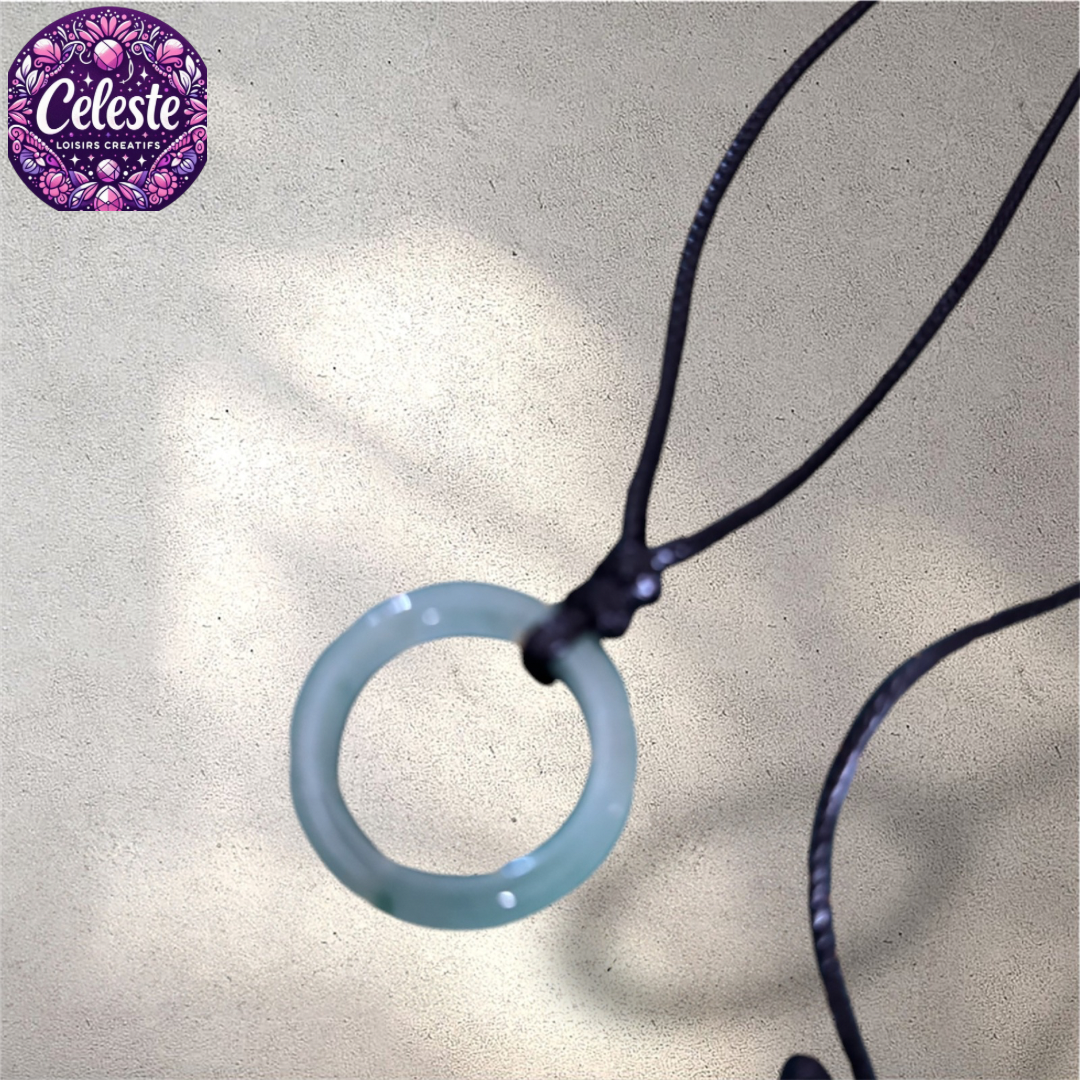 Collier pendentif bague en pierre naturelleavec cordons cirés